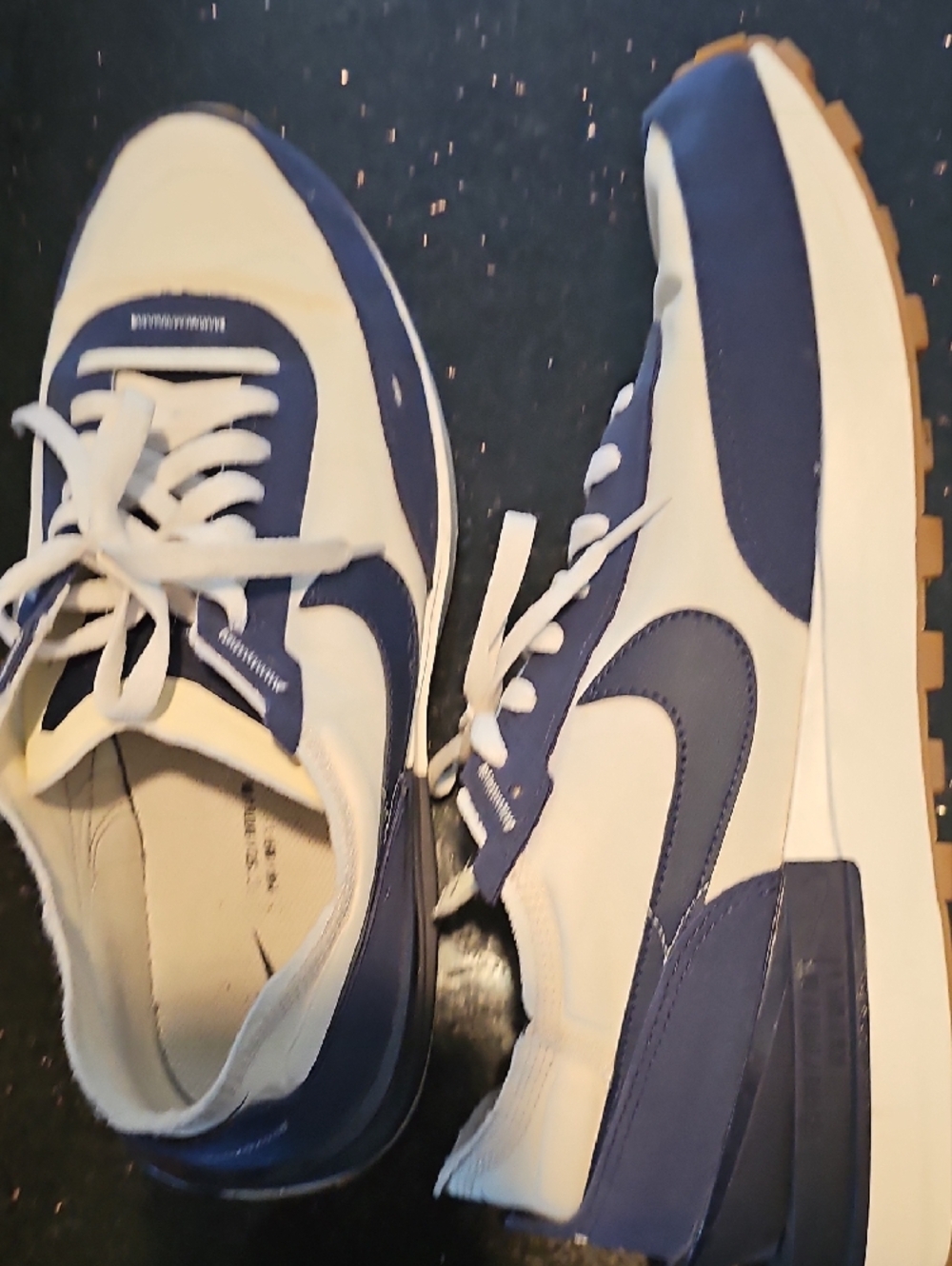Nike Beige and Navy Low-Top Swoosh Sneakers - Picture 5 of 5